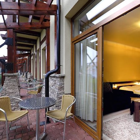 Bešeňová Luxury Apartment Kristof מראה חיצוני תמונה